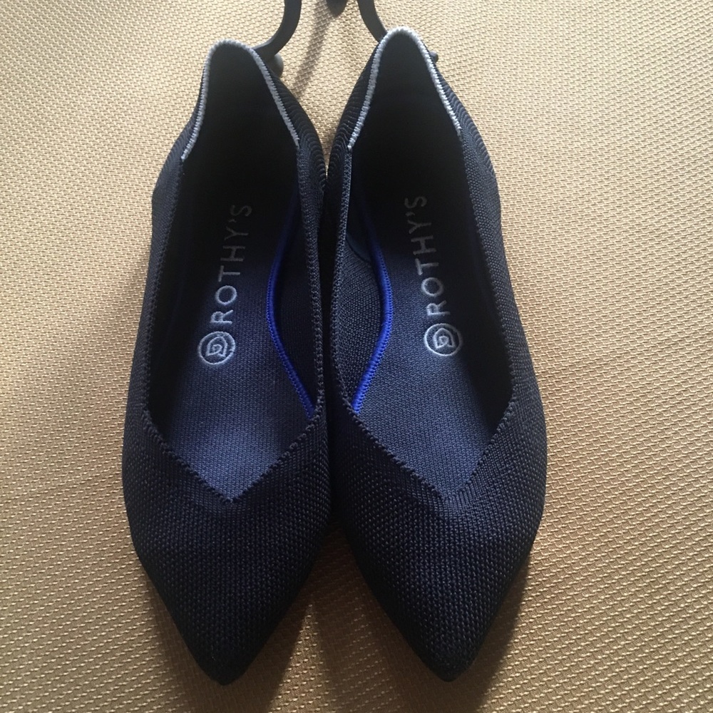 Gently worn Rothy’s size 7
